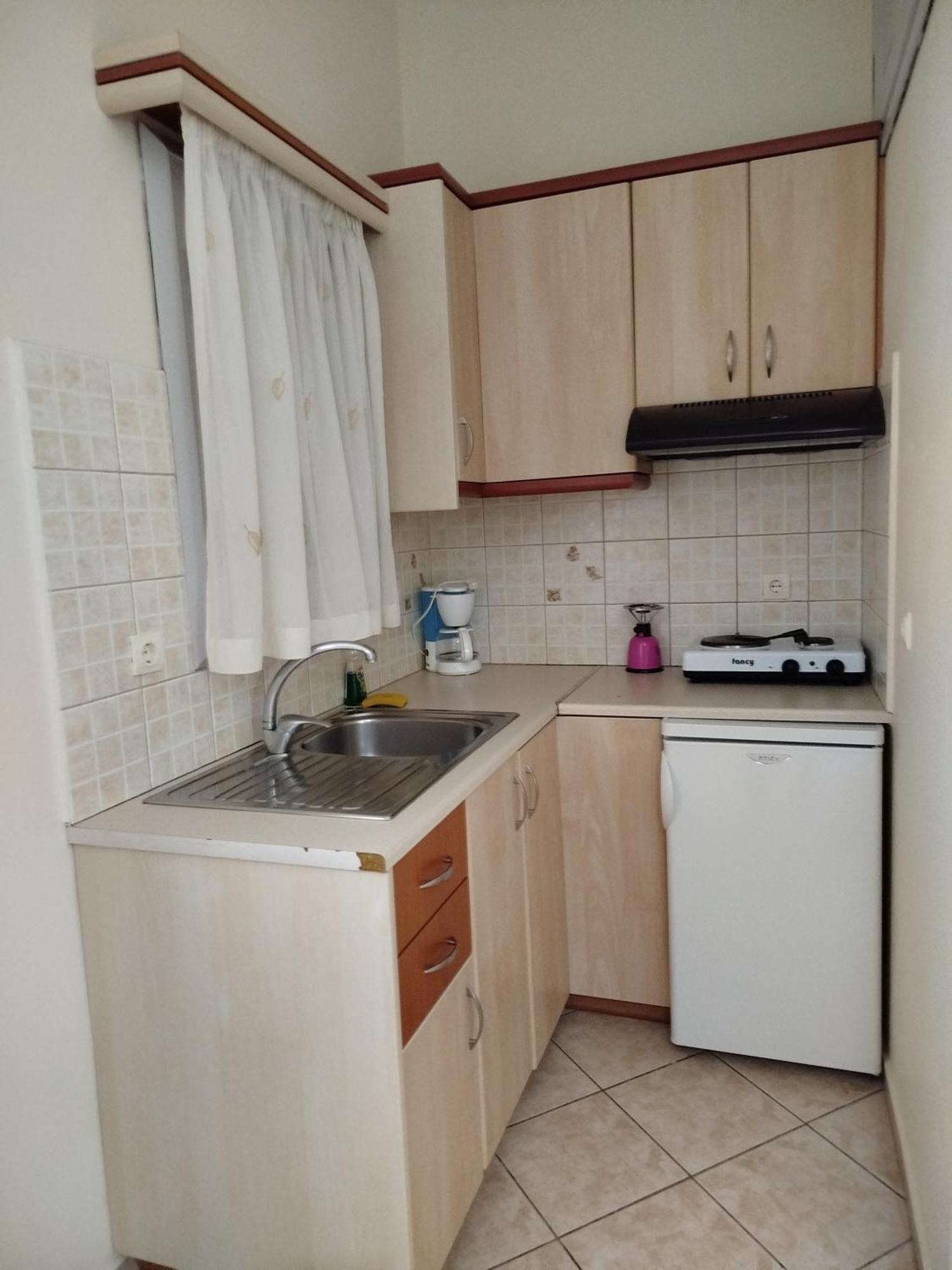 سكيروس Eleana Studios المظهر الخارجي الصورة
