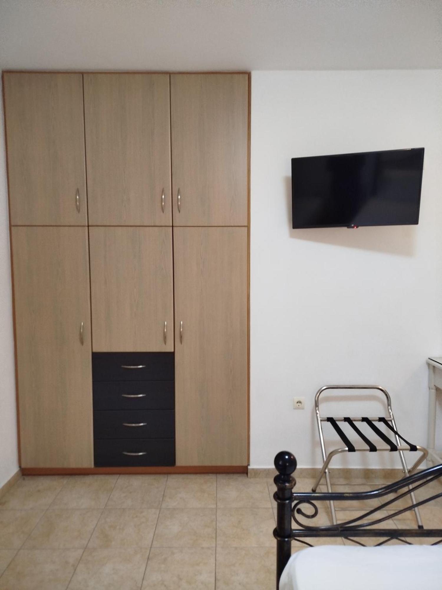 سكيروس Eleana Studios المظهر الخارجي الصورة